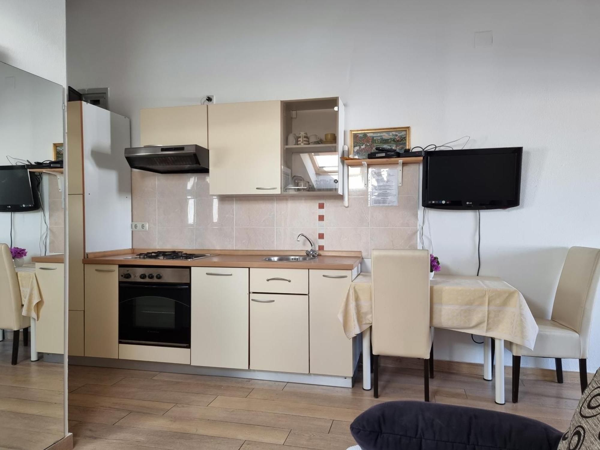 The Golden Grotto Apartments Novalja Room photo